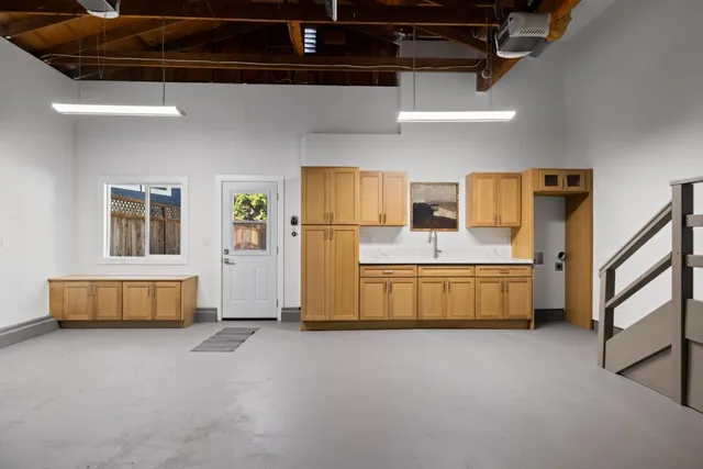 $3,999,999 | 211 Washington Boulevard, Half Moon Bay, CA 94019