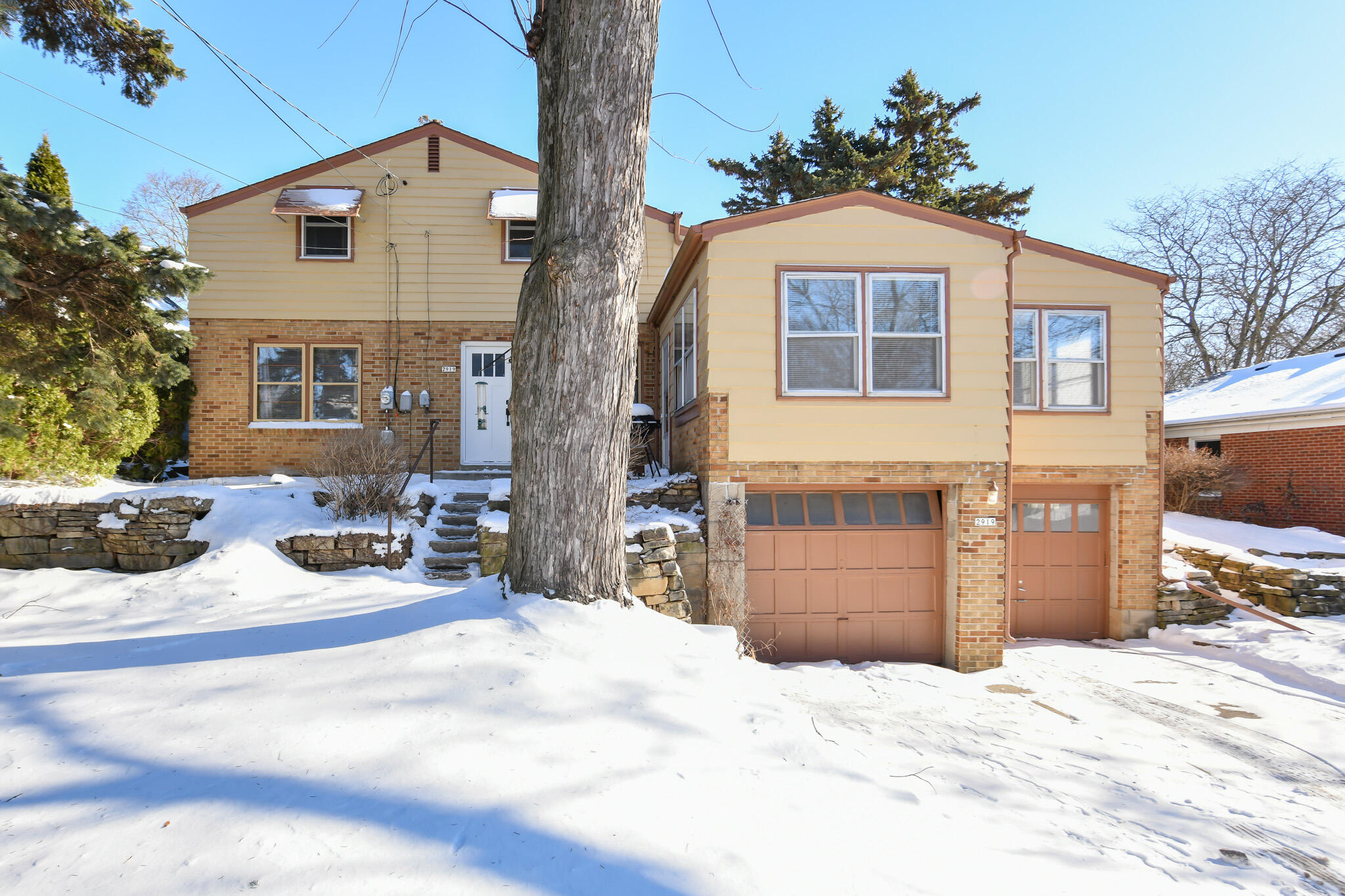 2919 North 89th Street Milwaukee, WI 53222 - Photo 33 of 37 HEN_ (35)