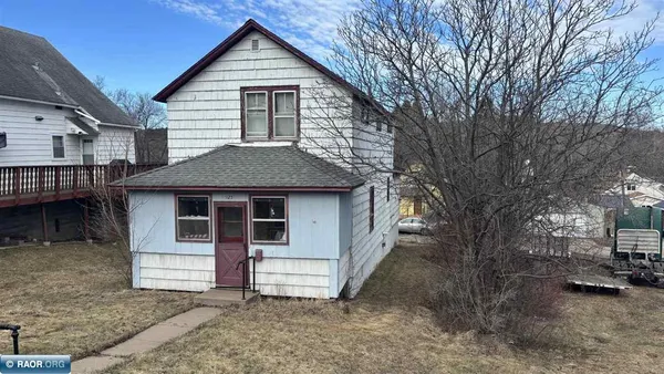 $63,200 | 925 Grant Avenue, Eveleth, MN 55734