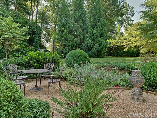 806 Ardsley Road Charlotte, NC 28207 - Photo 13 of 13 Gallery Image 13