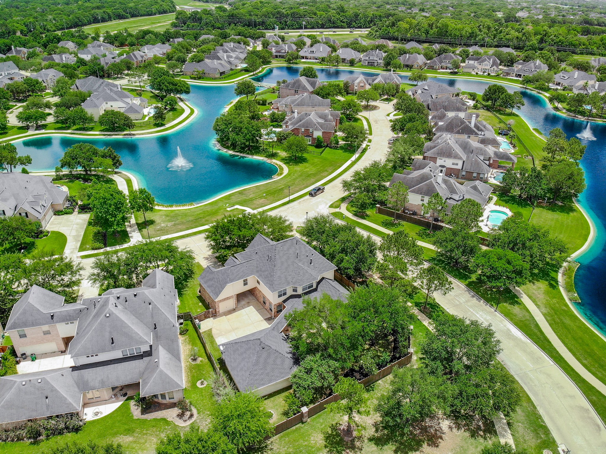 7218 Spring Run Lane Katy, TX 77494 - Photo 48 of 49 an aerial view of residential houses with outdoor space and street view