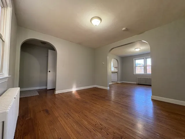 $2,432 | 600 Wadsworth Street, Middletown, CT 06457