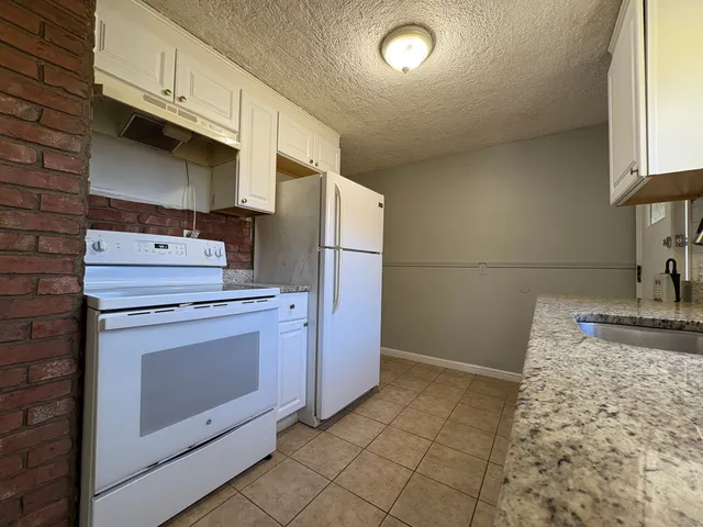 $2,432 | 600 Wadsworth Street, Middletown, CT 06457