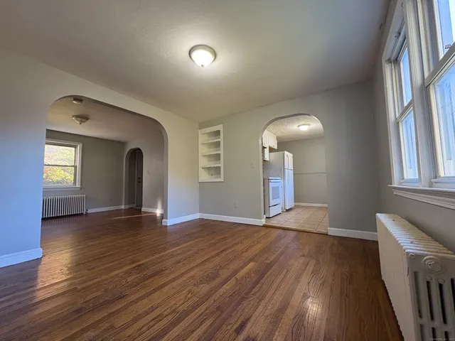 $2,432 | 600 Wadsworth Street, Middletown, CT 06457