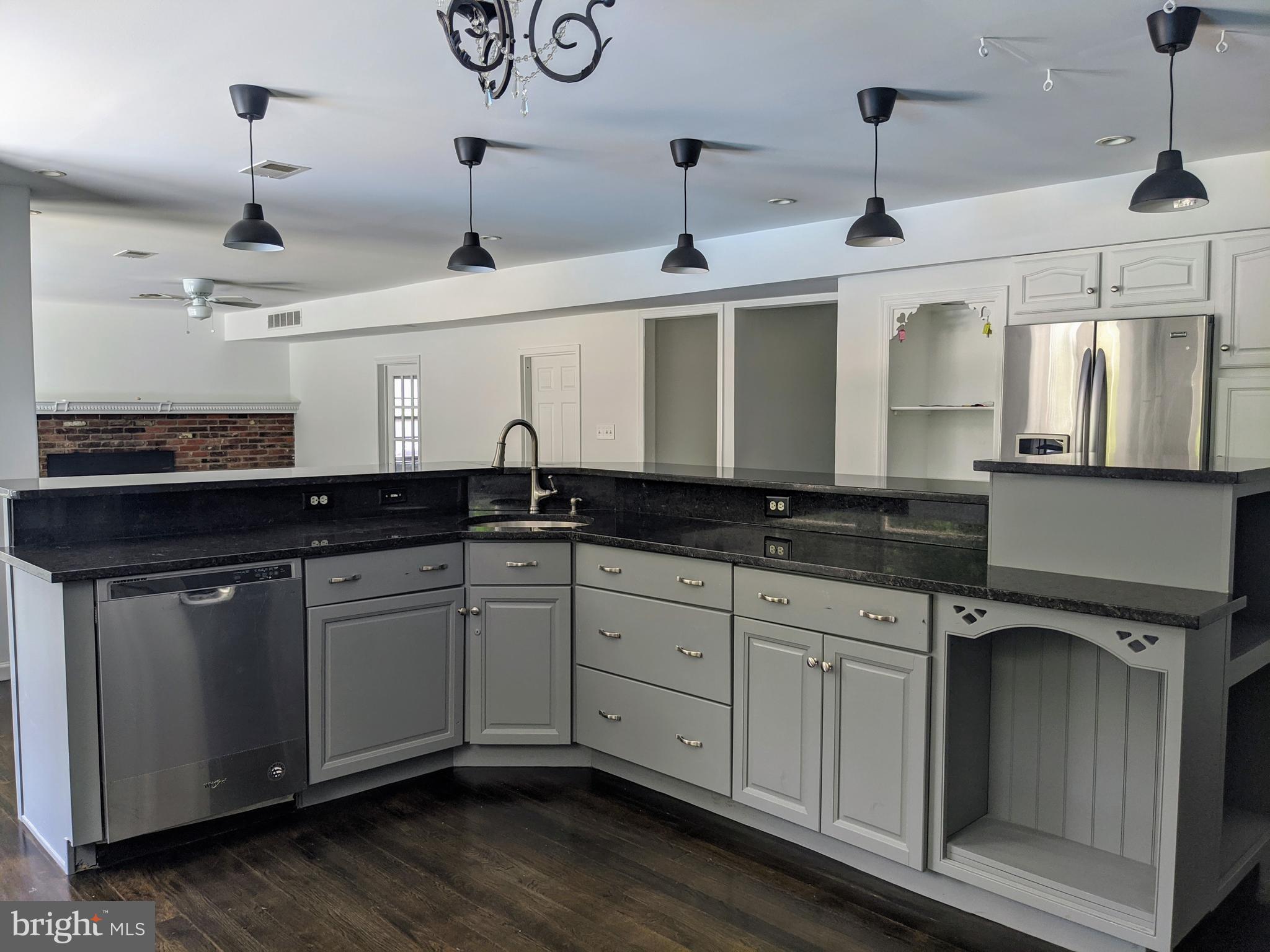 1189 Charter Road Warminster, PA 18974 - Photo 14 of 74 Kitchen