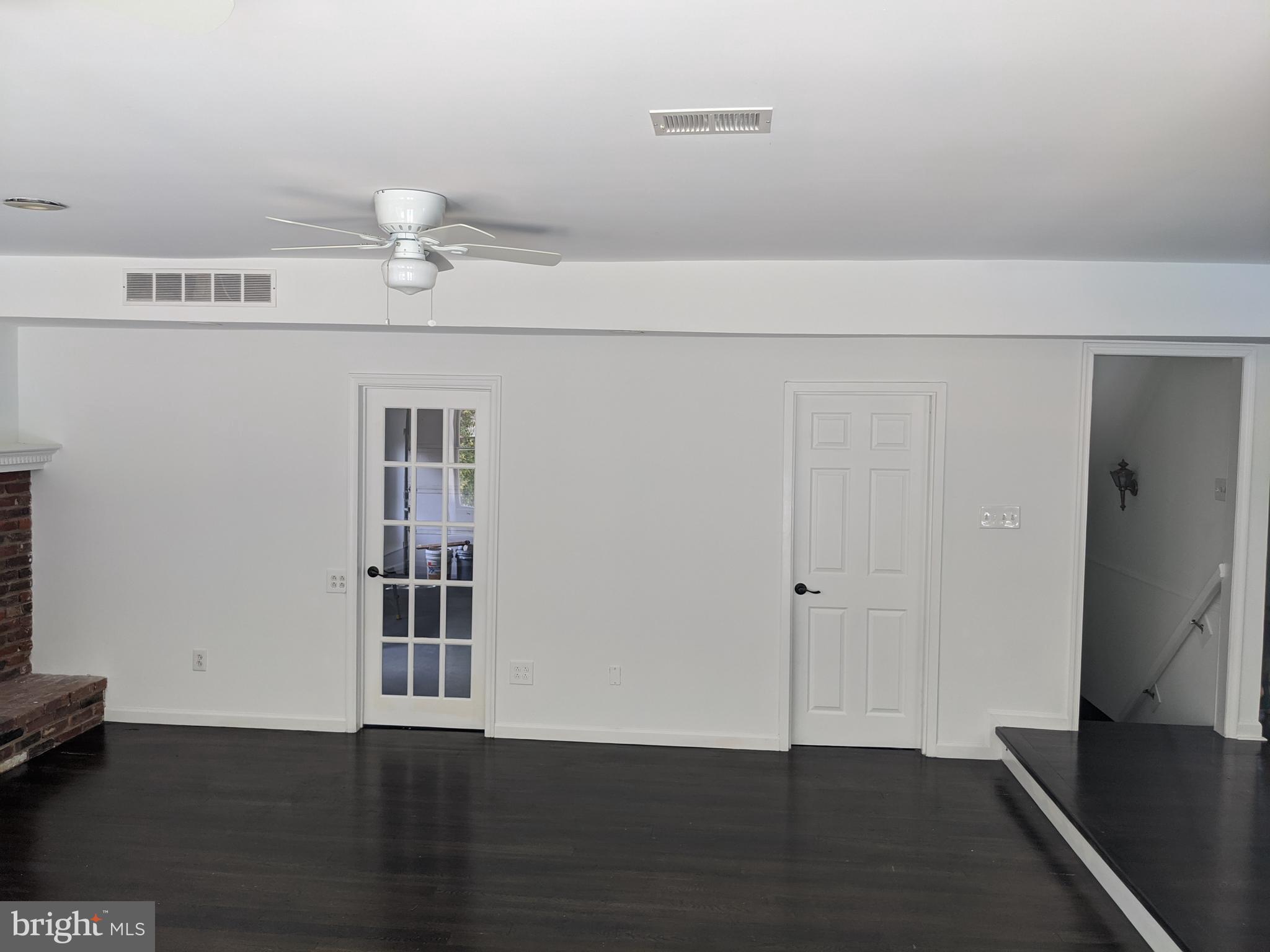 1189 Charter Road Warminster, PA 18974 - Photo 30 of 74 Living room, garage access