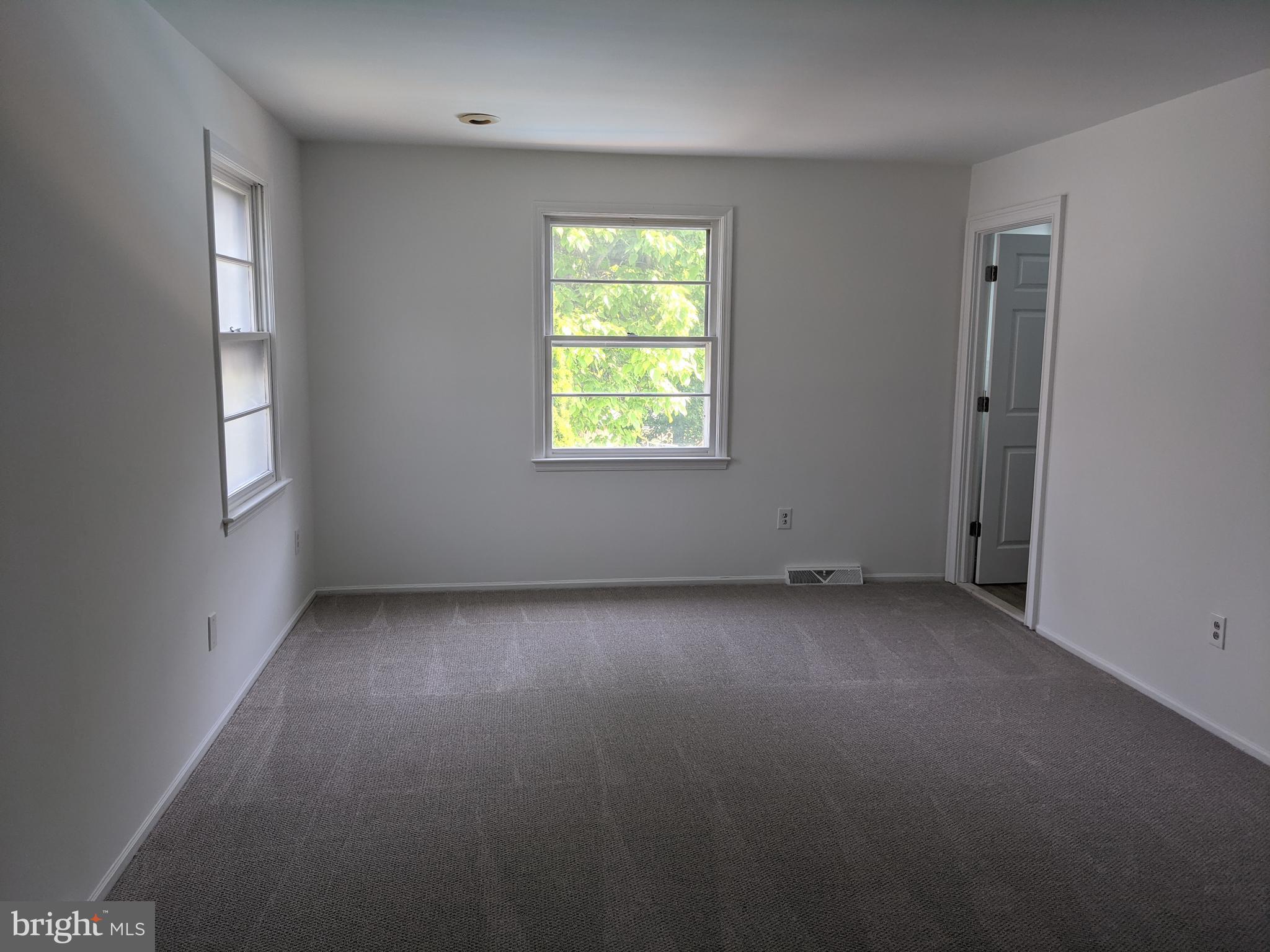 1189 Charter Road Warminster, PA 18974 - Photo 42 of 74 Master bedroom