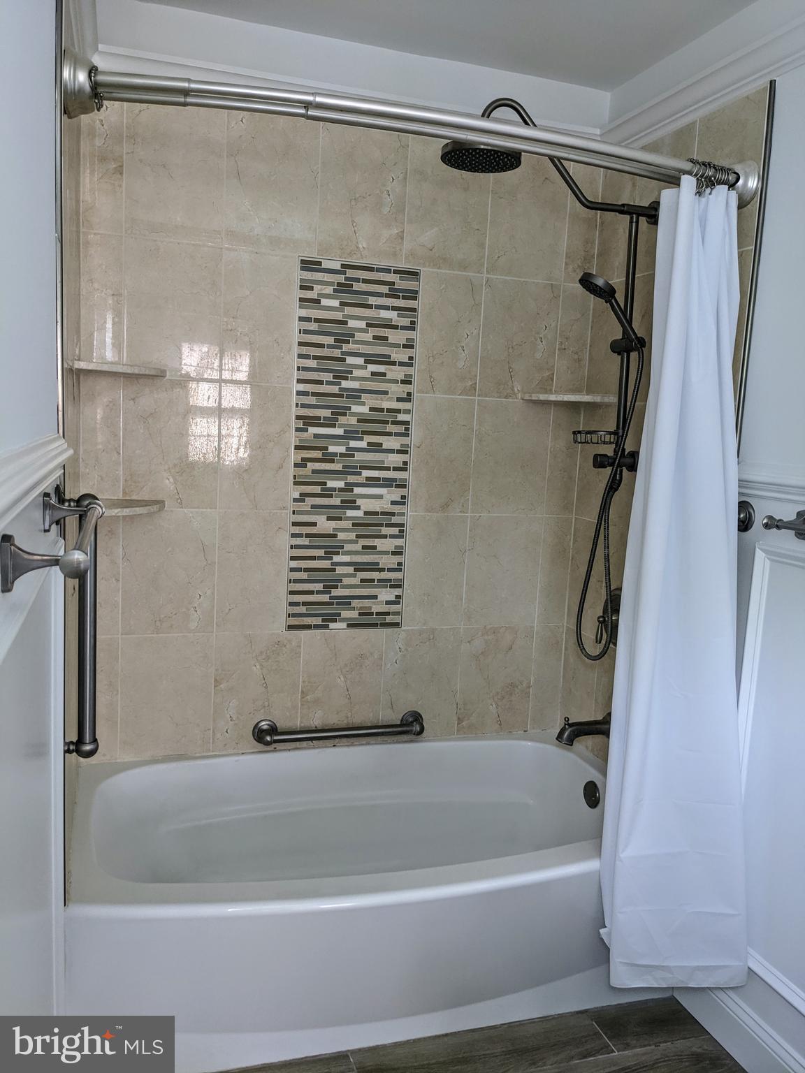 1189 Charter Road Warminster, PA 18974 - Photo 52 of 74 Master bath soaker tub