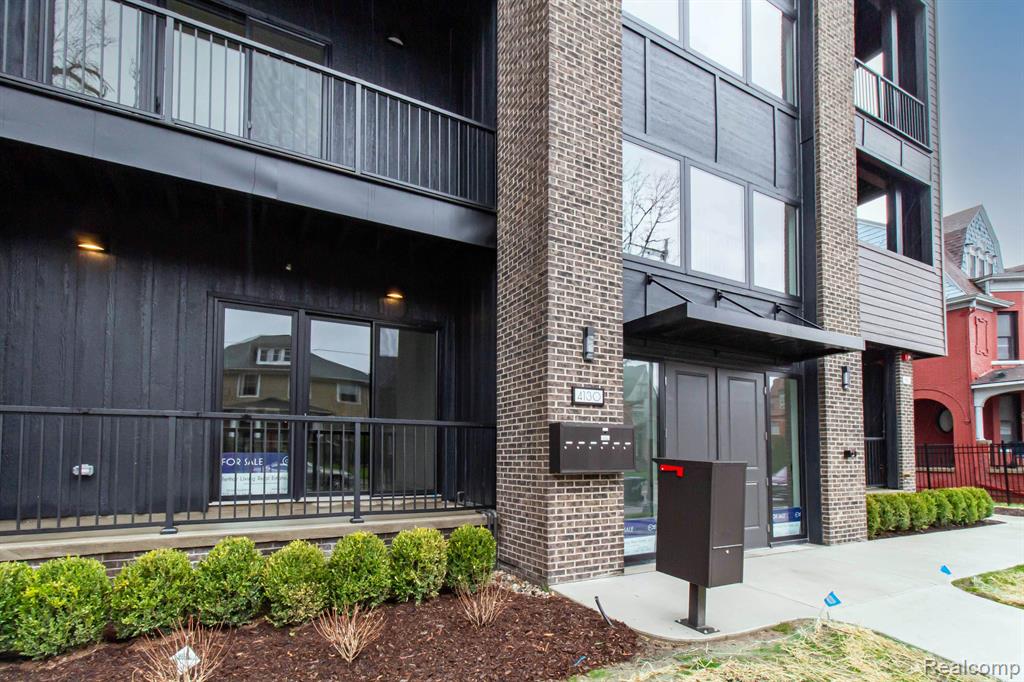 4130 Trumbull, Unit 1 Detroit, MI 48208 - Photo 2 of 15