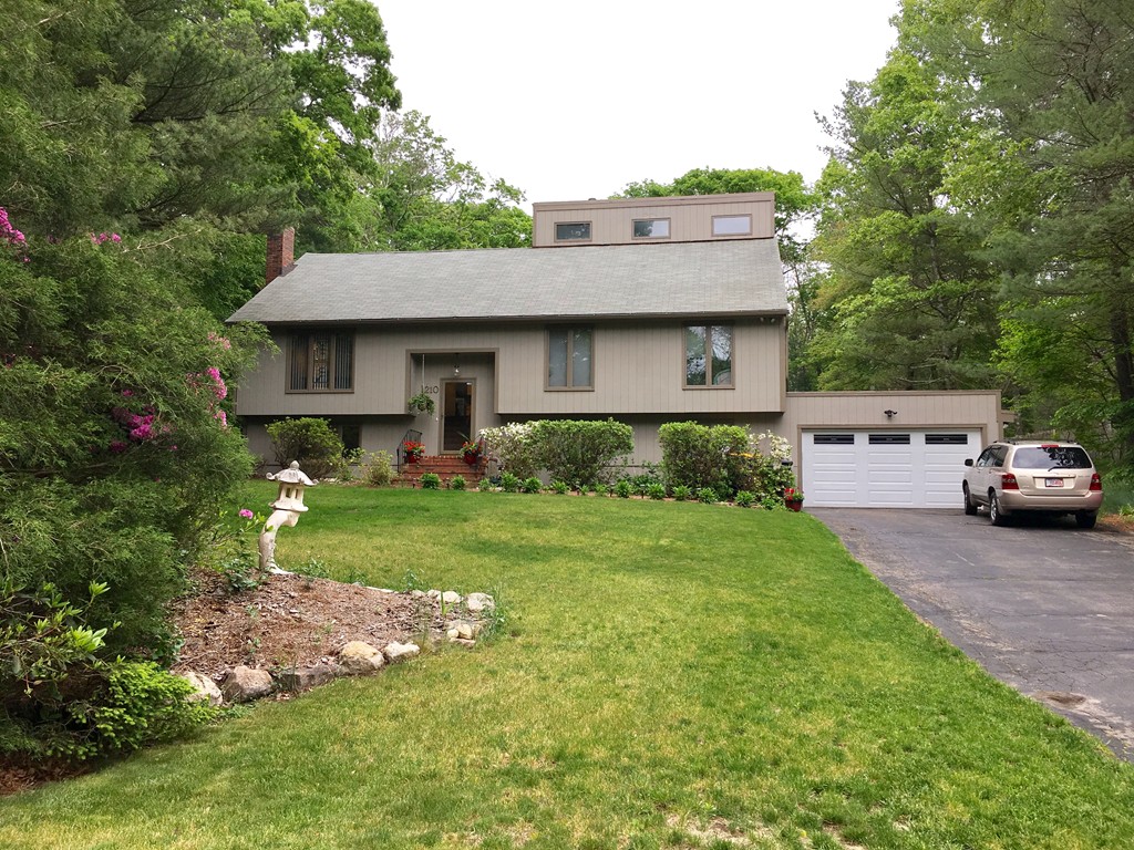 210 Hampton Road Sharon, MA 02067 - Photo 1 of 18 Gallery Image 1