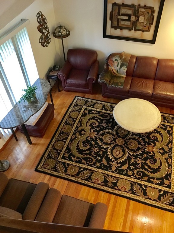 210 Hampton Road Sharon, MA 02067 - Photo 3 of 18 Gallery Image 3