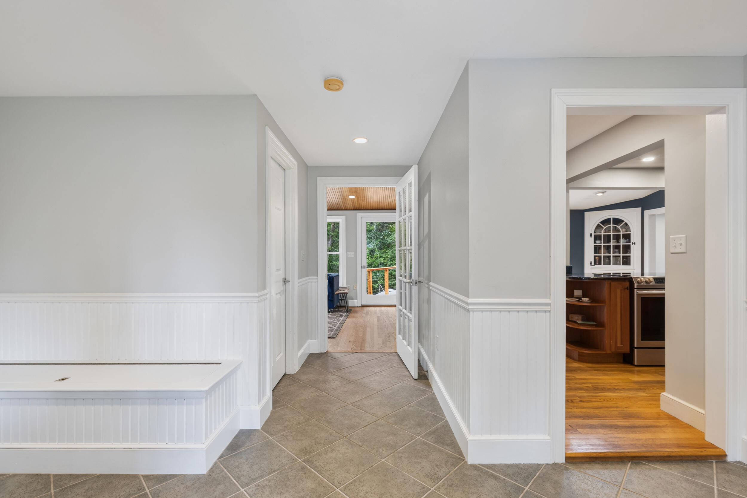 23 Ivie Road Cape Elizabeth, ME 04107 - Photo 19 of 62 23 ivie rd, cape elizabeth, me 04107, us