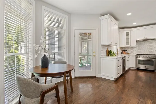 $729,900 | 2 Esker Rise, Victor, NY 14564