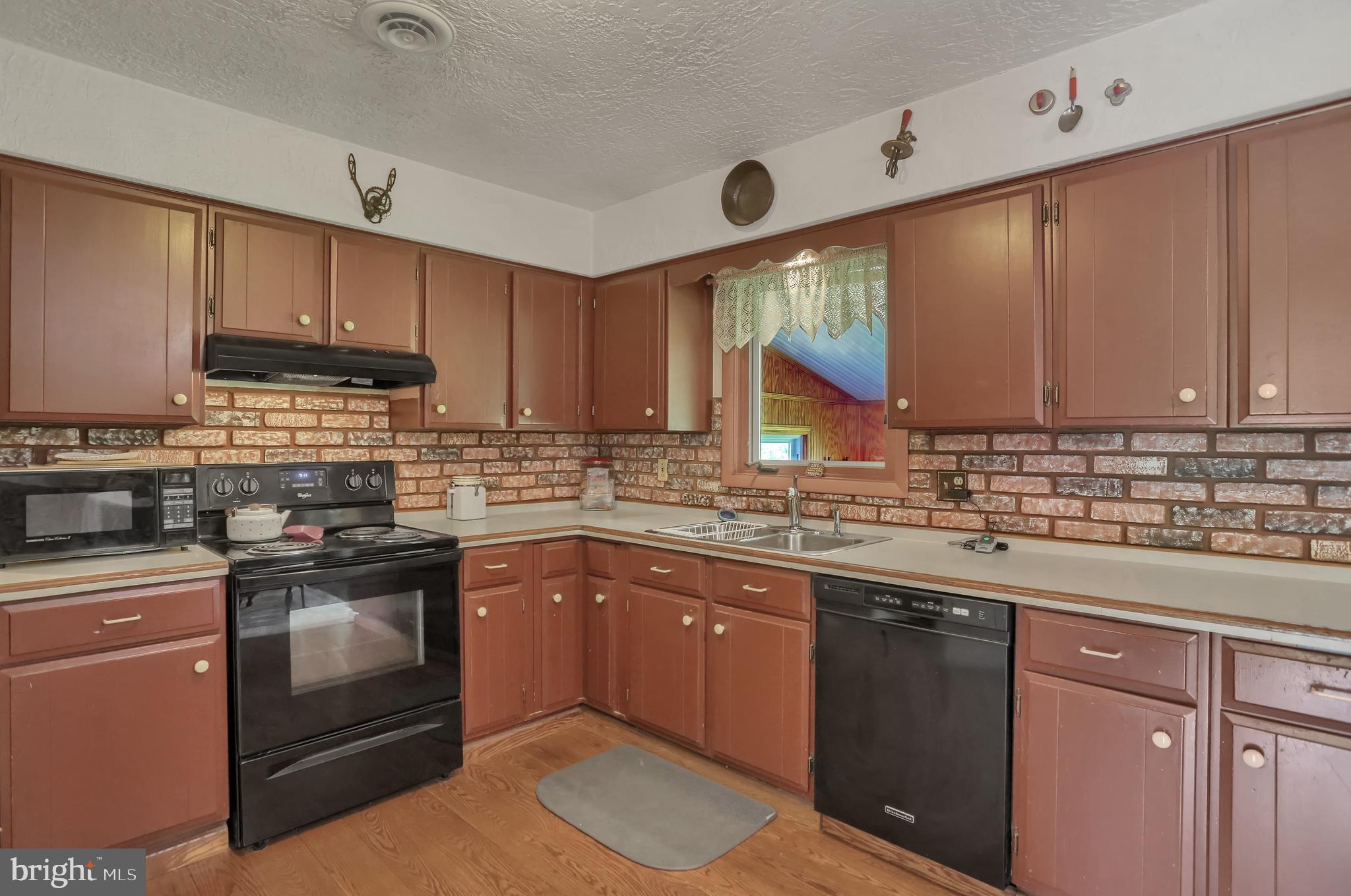 2092 Noss Road York, PA 17408 - Photo 17 of 50