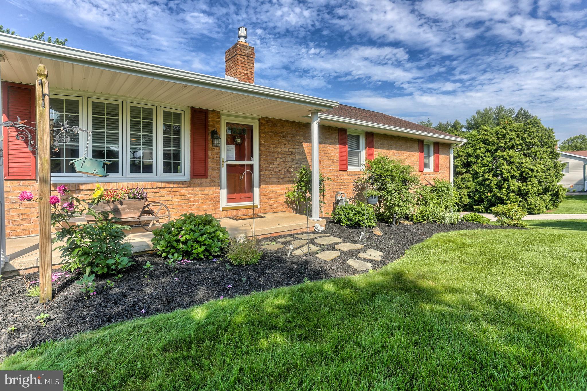 2092 Noss Road York, PA 17408 - Photo 3 of 50