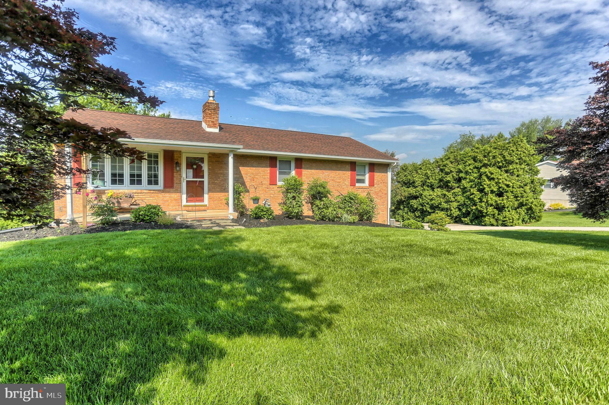 2092 Noss Road York, PA 17408 - Photo 4 of 50