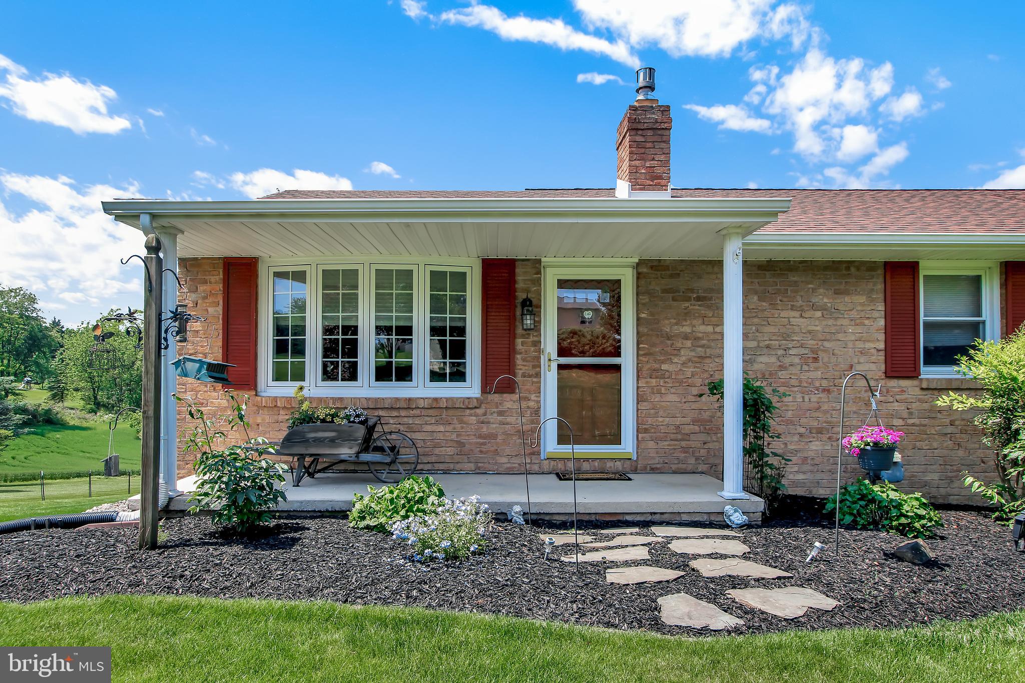 2092 Noss Road York, PA 17408 - Photo 6 of 50