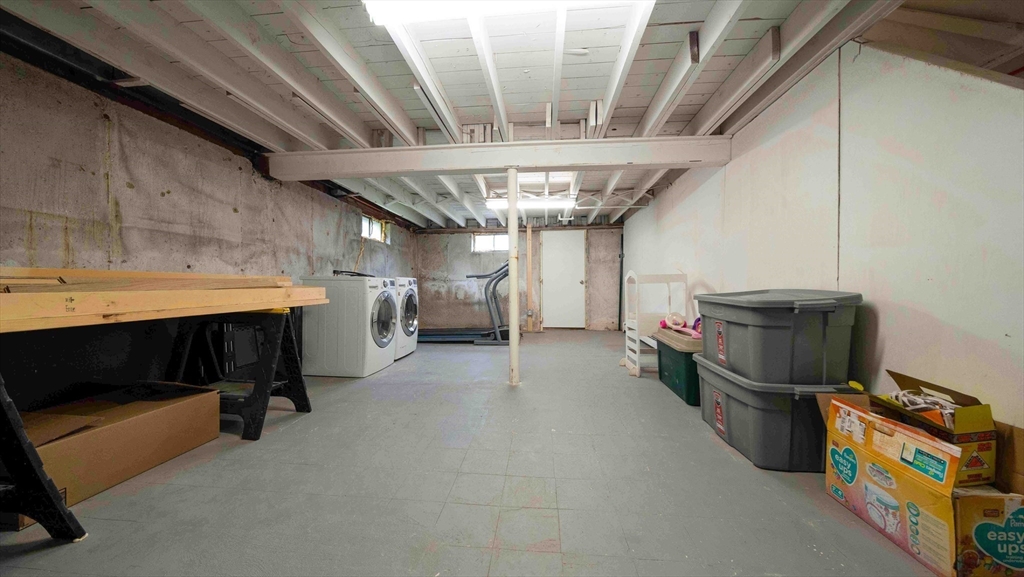 36 Redfield Road Wakefield, MA 01880 - Photo 28 of 41 Gallery Image 28