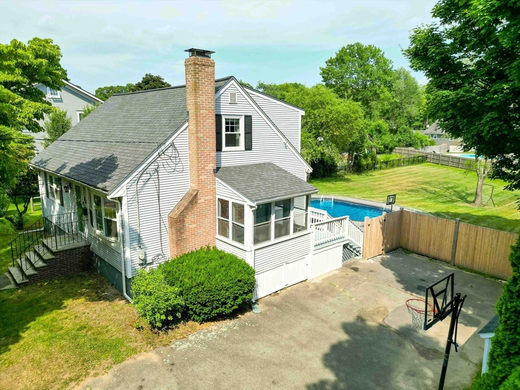 36 Redfield Road Wakefield, MA 01880 - Photo 35 of 41 Gallery Image 35