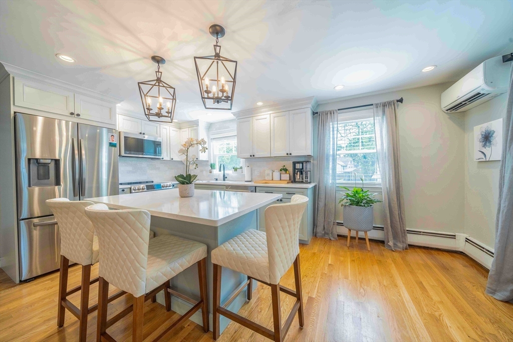 36 Redfield Road Wakefield, MA 01880 - Photo 8 of 41 Gallery Image 8