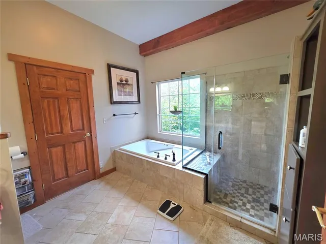 $1,100,000 | 11550 Huggins Road, Huggins, MO 65484