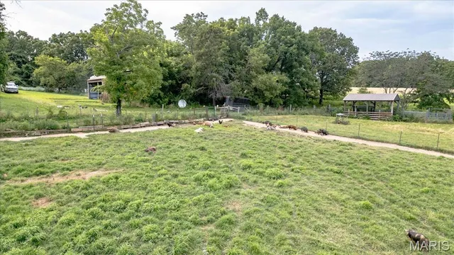 $1,100,000 | 11550 Huggins Road, Huggins, MO 65484