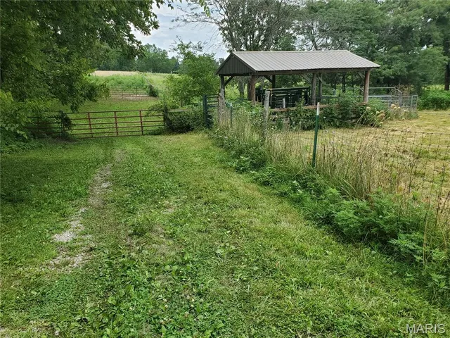 $1,100,000 | 11550 Huggins Road, Huggins, MO 65484