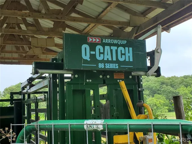 $1,100,000 | 11550 Huggins Road, Huggins, MO 65484