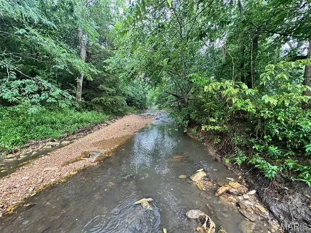 $1,100,000 | 11550 Huggins Road, Huggins, MO 65484