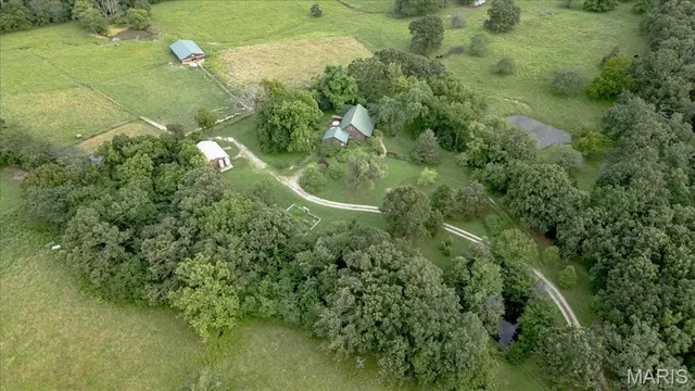 $1,100,000 | 11550 Huggins Road, Huggins, MO 65484