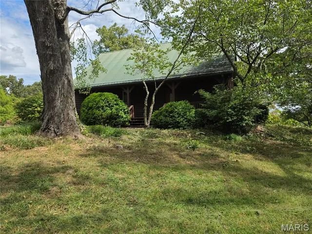 $1,100,000 | 11550 Huggins Road, Huggins, MO 65484