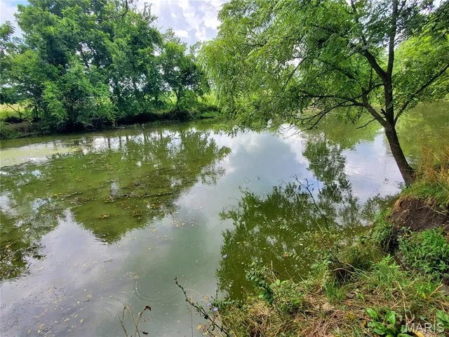 $1,100,000 | 11550 Huggins Road, Huggins, MO 65484