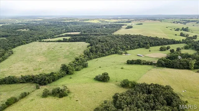 $1,100,000 | 11550 Huggins Road, Huggins, MO 65484