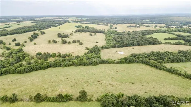 $1,100,000 | 11550 Huggins Road, Huggins, MO 65484