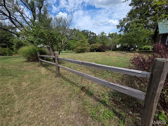 $1,100,000 | 11550 Huggins Road, Huggins, MO 65484