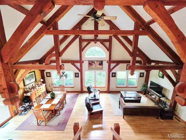 $1,100,000 | 11550 Huggins Road, Huggins, MO 65484