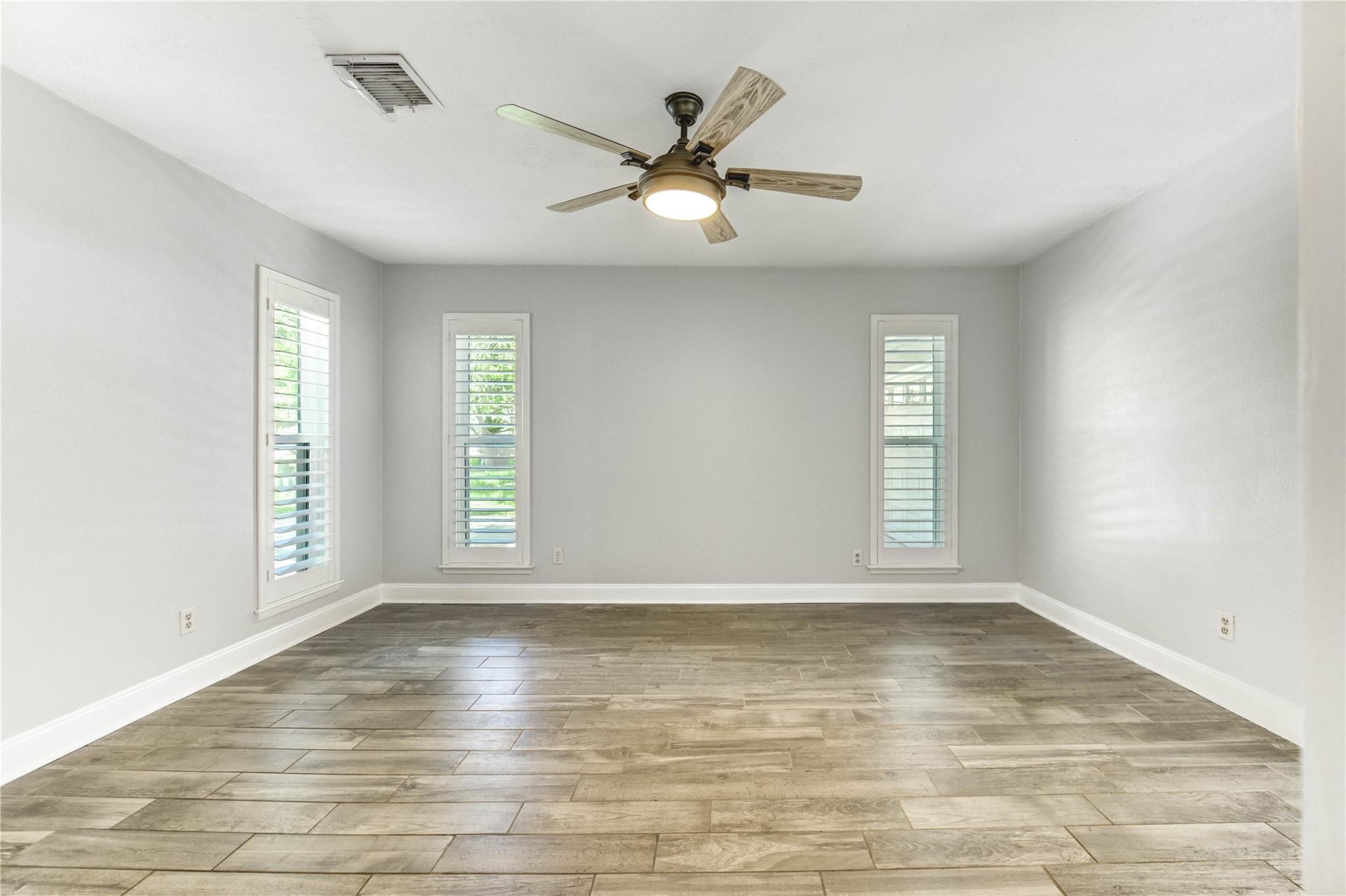 1904 Nursery Road The Woodlands, TX 77380 - Photo 18 of 43 Master bedroom