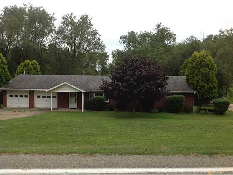 3821 Sardis Road Plum, PA 15239 - Photo 1 of 20 Exterior Front.