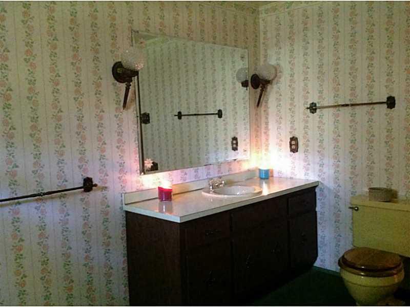 3821 Sardis Road Plum, PA 15239 - Photo 7 of 20 Other. Main Bathroom