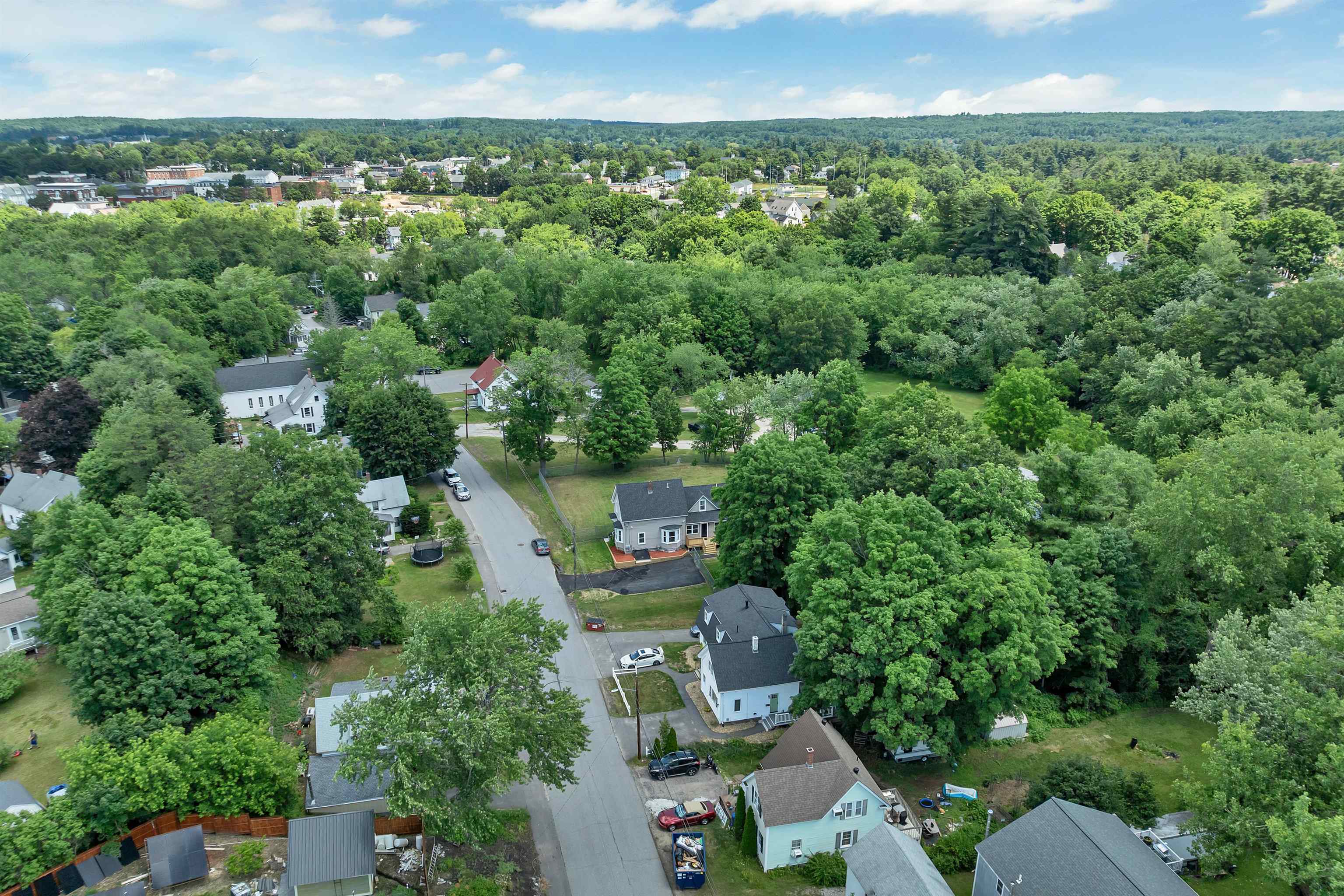 16 Brook Street Derry, NH 03038 - Photo 13 of 60