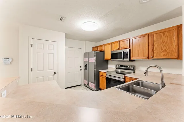 $1,699 | 8550 Argyle Business Loop, Unit 1602, Jacksonville, FL 32244