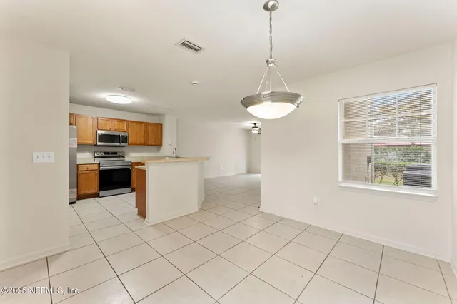 $1,699 | 8550 Argyle Business Loop, Unit 1602, Jacksonville, FL 32244