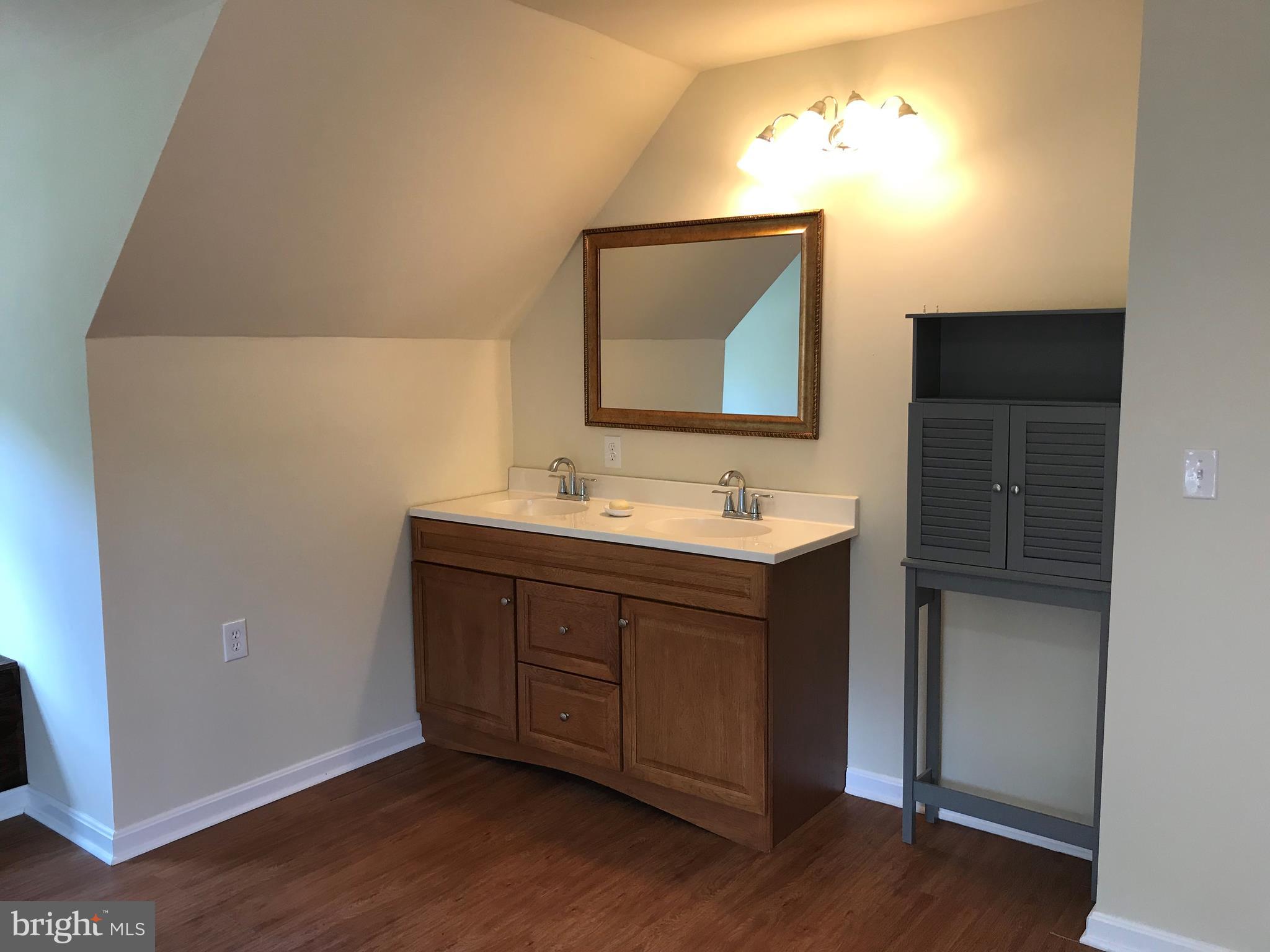13727 Orchard Ridge Road Hancock, MD 21750 - Photo 31 of 41 3rd full bath