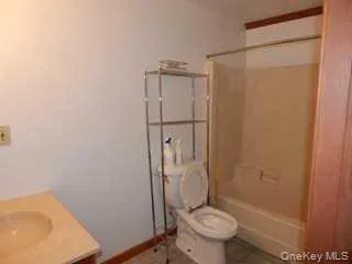$1,950 | 21 Broadway, Unit 2, Tivoli, NY 12583