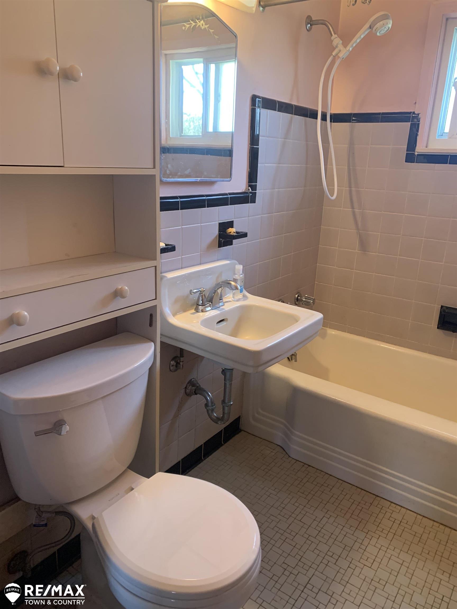 2275 Lancaster Road Bloomfield Hills, MI 48302 - Photo 12 of 26