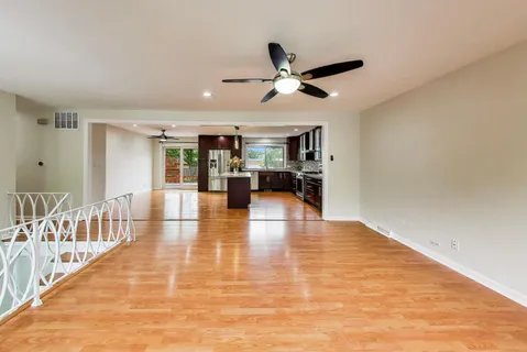 $529,000 | 1503 North Park Drive, Mount Prospect, IL 60056
