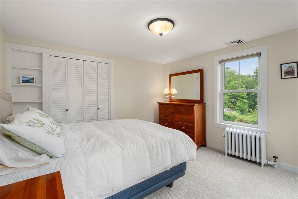 8 Orchard Terrace Maynard, MA 01754 - Photo 16 of 34