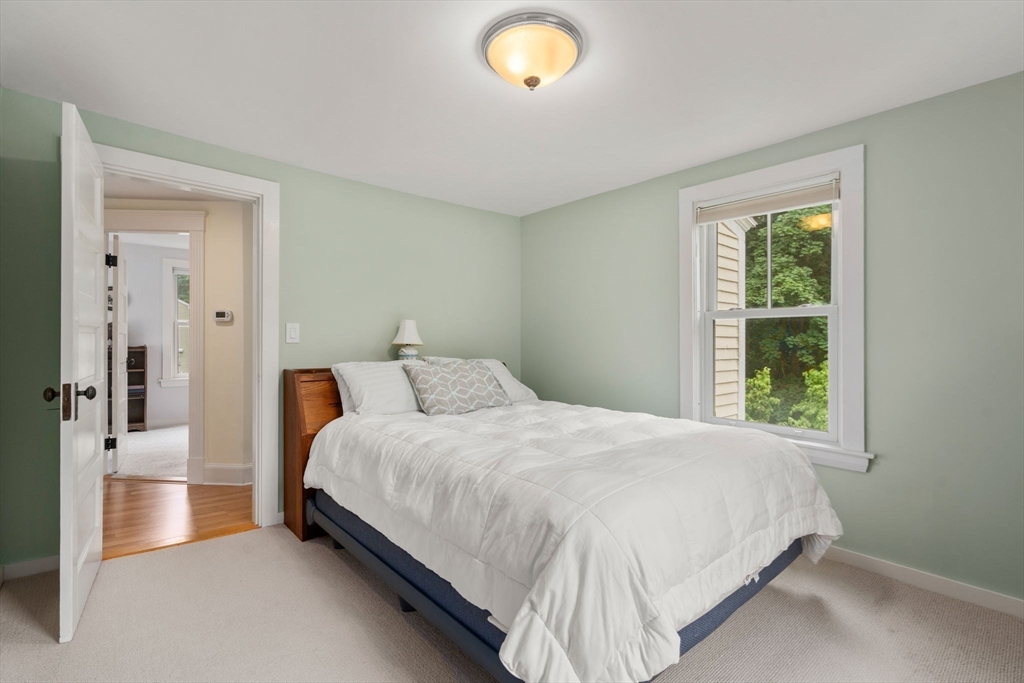 8 Orchard Terrace Maynard, MA 01754 - Photo 18 of 34