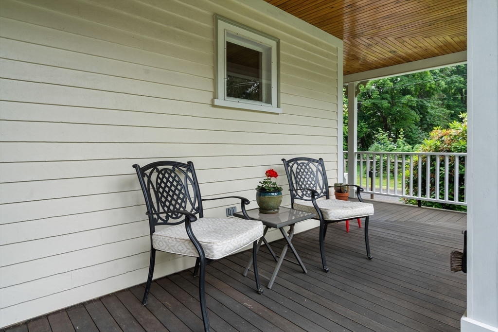 8 Orchard Terrace Maynard, MA 01754 - Photo 5 of 34