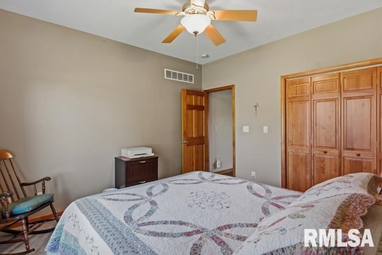 4377 Old Salem Lane Springfield, IL 62711 - Photo 37 of 46